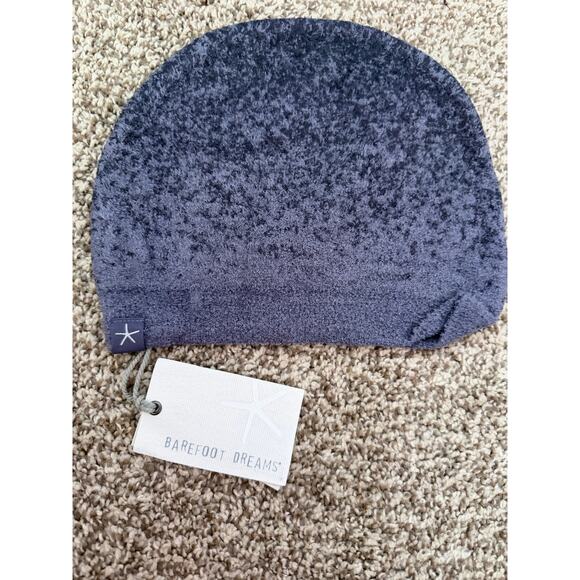 Barefoot Dreams Accessories - New Barefoot Dreams Cozy Beanie in Smoky Gray Flecked Plush Fabric